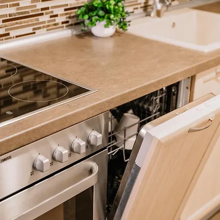 King George By Binobi!